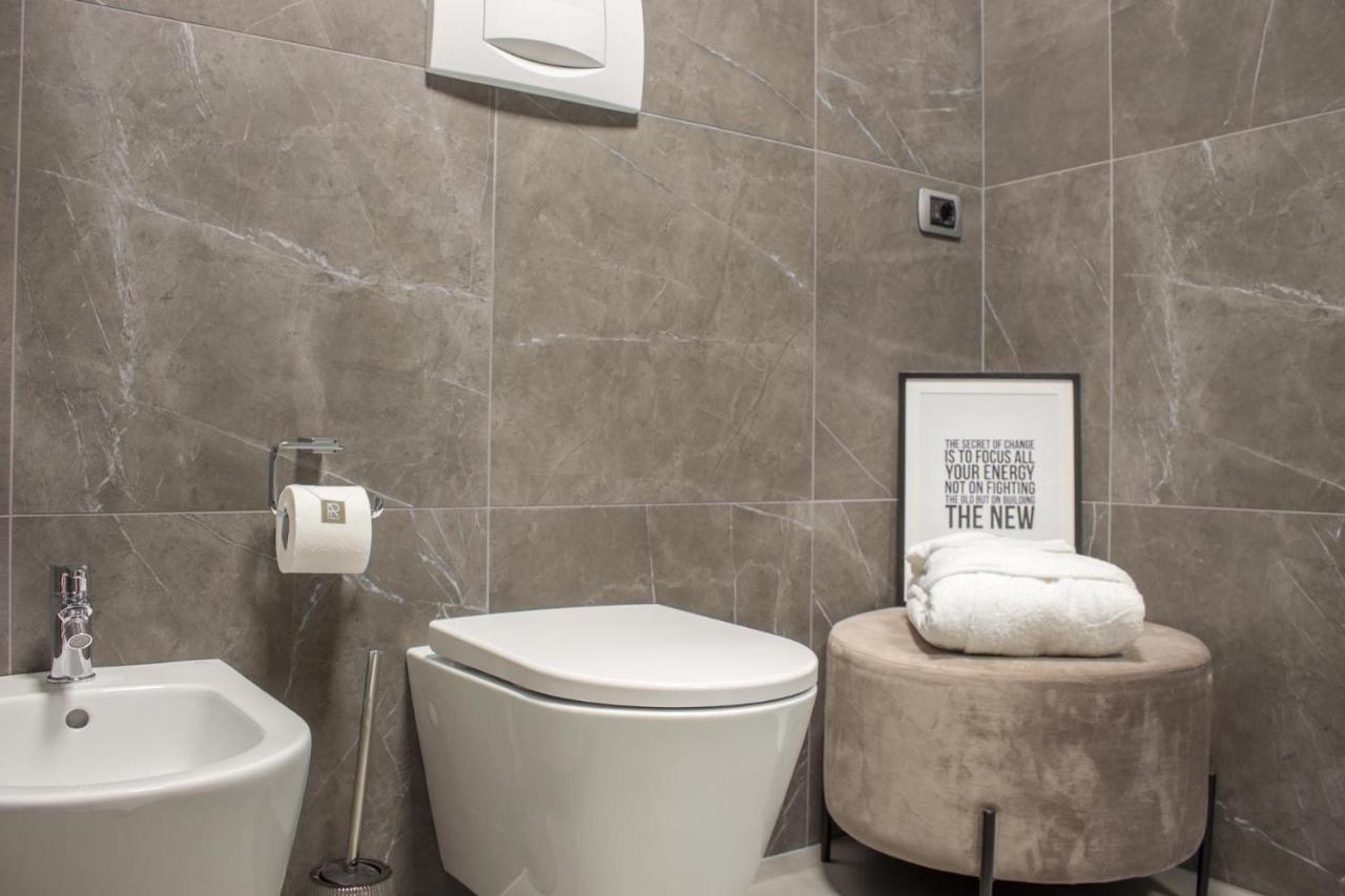 Ar Prestige Penthouse - Soho Apartment Bergamo Luaran gambar