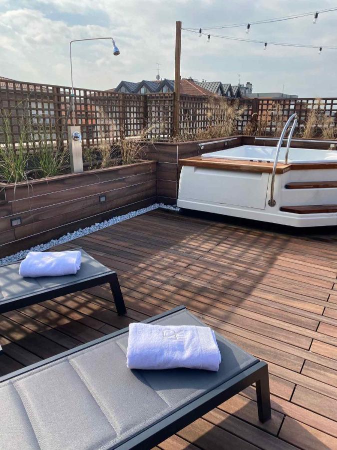 Ar Prestige Penthouse - Soho Apartment Bergamo Luaran gambar