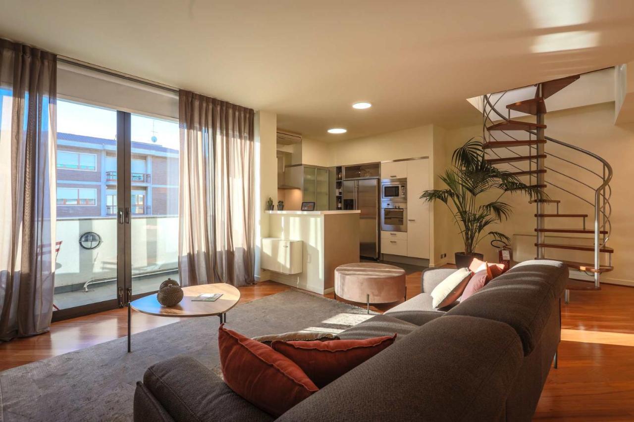 Ar Prestige Penthouse - Soho Apartment Bergamo Luaran gambar