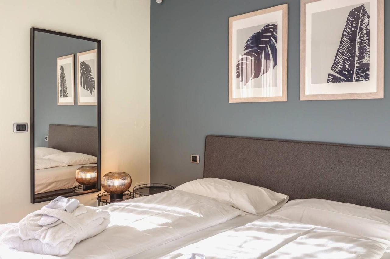 Ar Prestige Penthouse - Soho Apartment Bergamo Luaran gambar