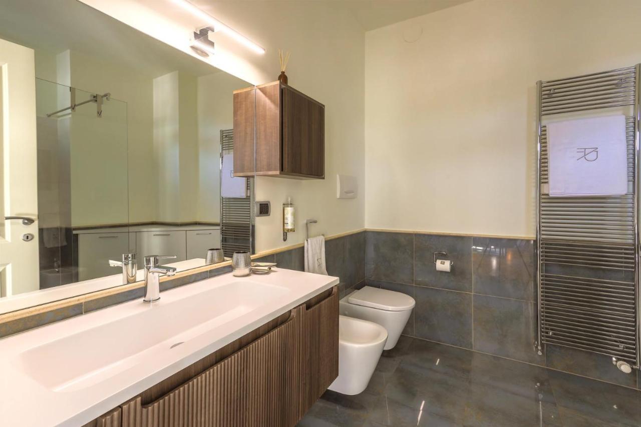 Ar Prestige Penthouse - Soho Apartment Bergamo Luaran gambar