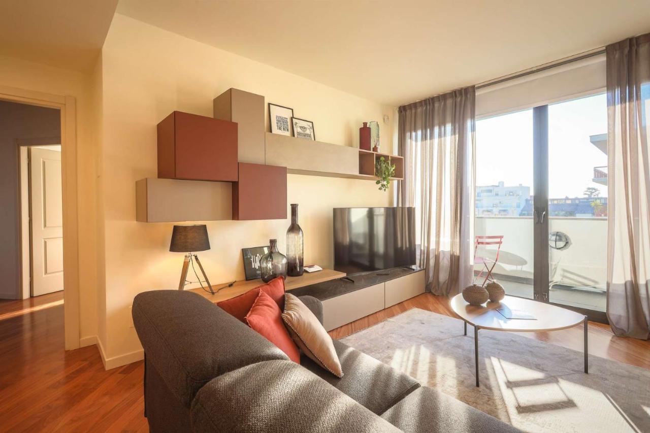 Ar Prestige Penthouse - Soho Apartment Bergamo Luaran gambar