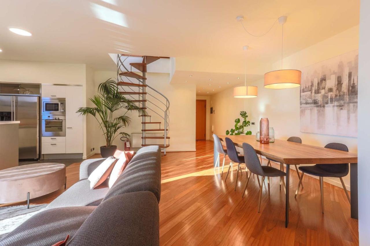 Ar Prestige Penthouse - Soho Apartment Bergamo Luaran gambar